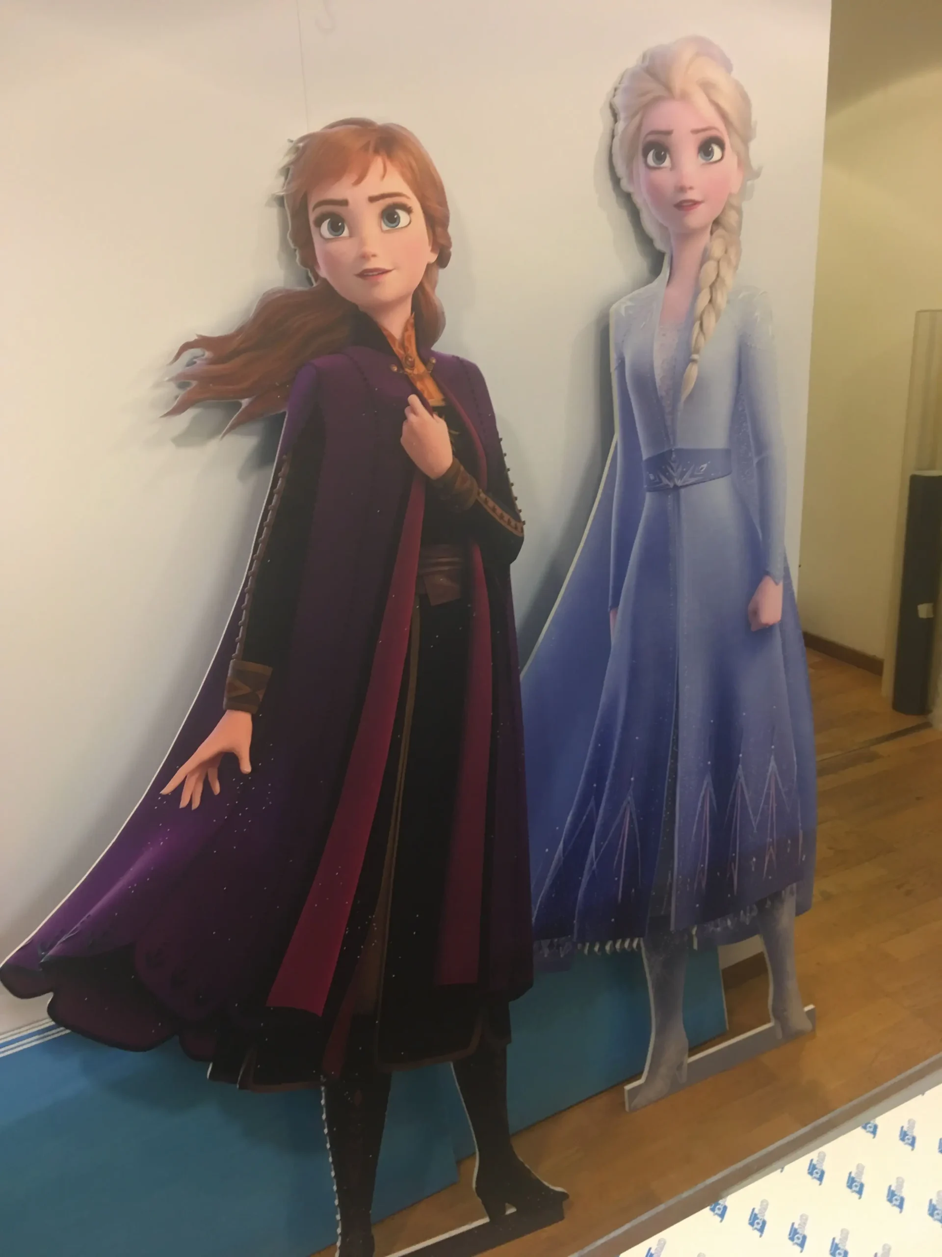 Cutout inom Display och Expo för Frozen