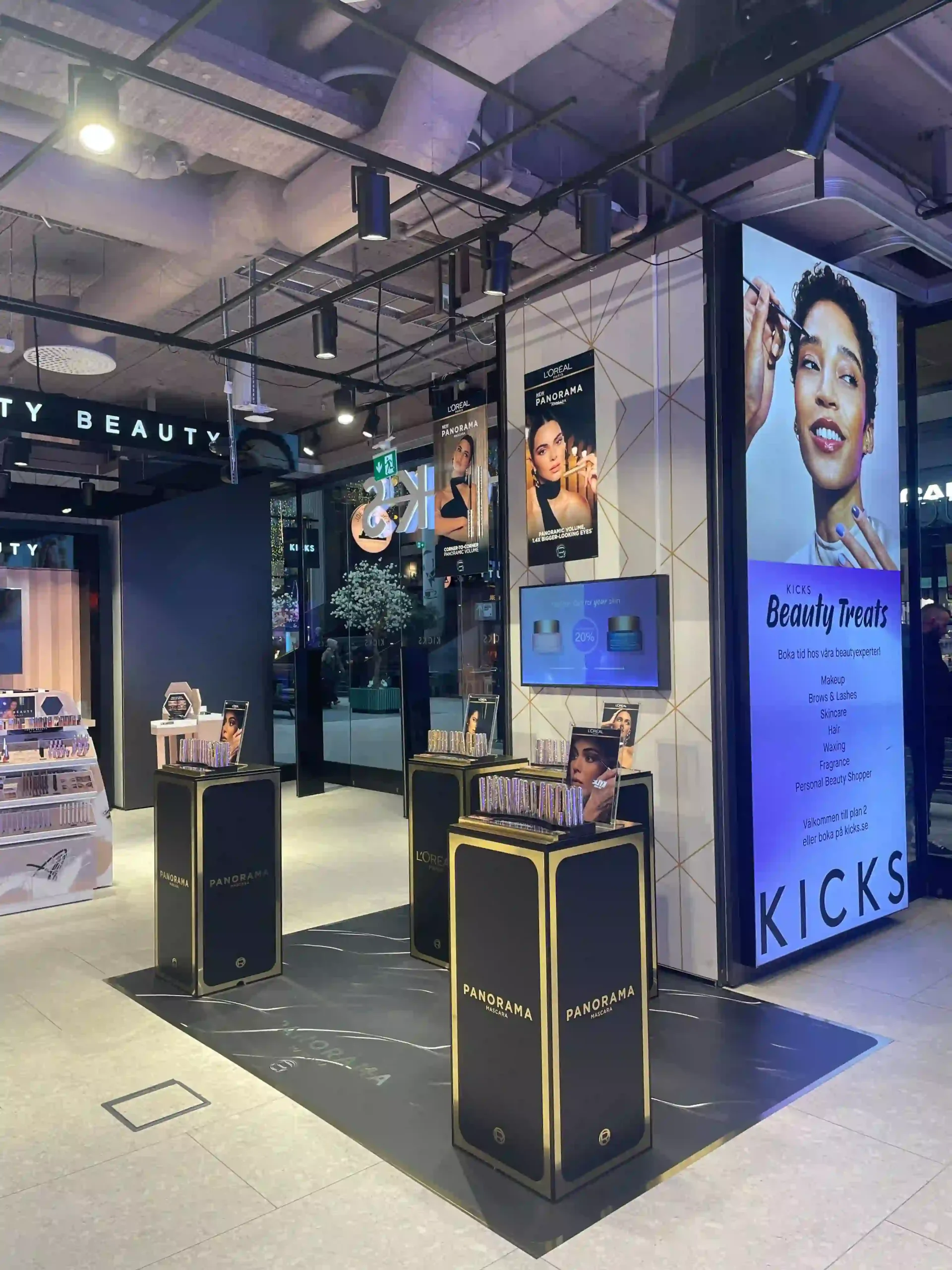 Podie L'oreal av Signworks